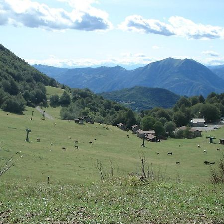 Apartamento Rainbow House Esino Lario Exterior foto
