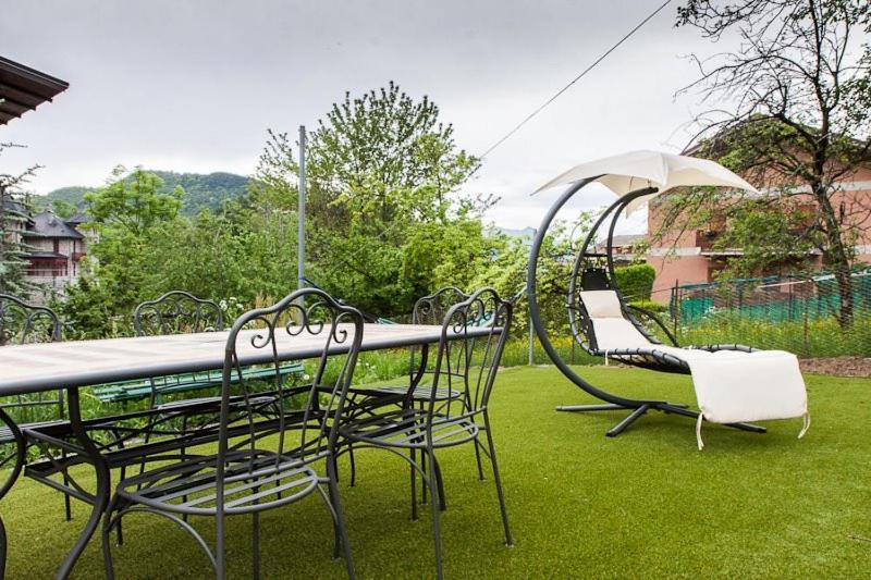 Apartamento Rainbow House Esino Lario Exterior foto