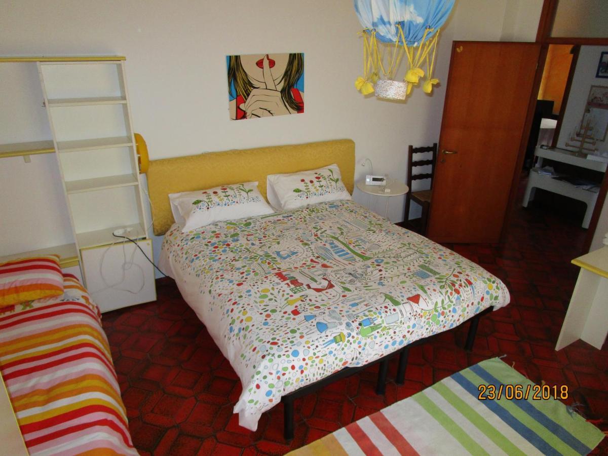 Apartamento Rainbow House Esino Lario Exterior foto